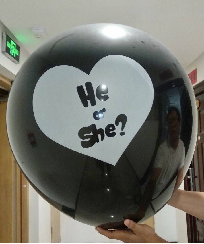 Balloons with He or She